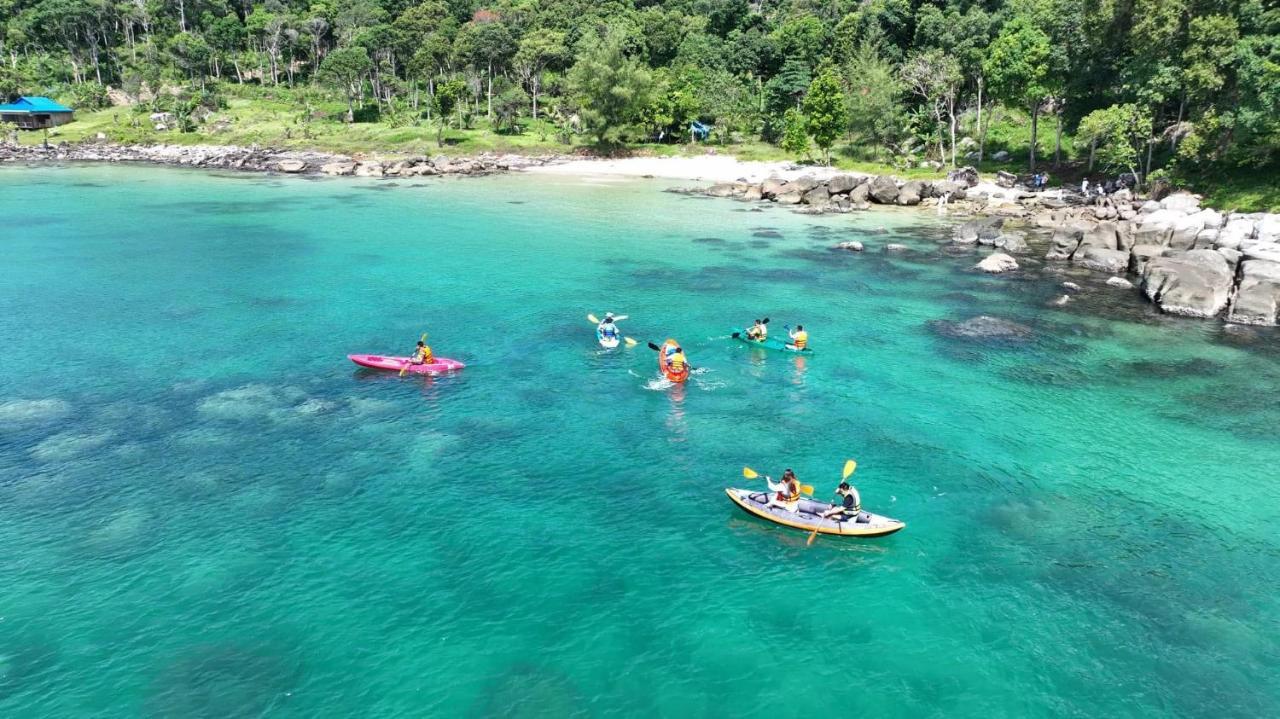 ทิวบ์ รีสอร์ต Hotel เกาะรงสำลน ภายนอก รูปภาพ