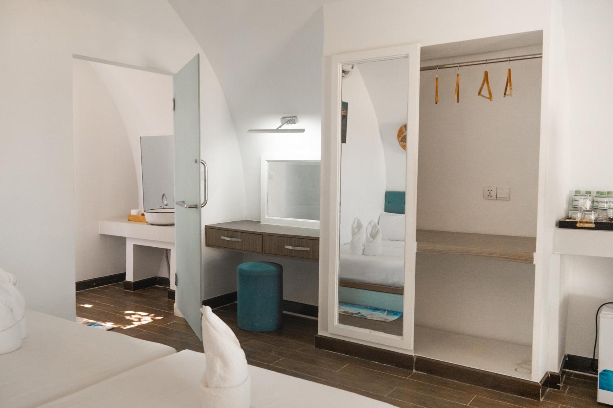 ทิวบ์ รีสอร์ต Hotel เกาะรงสำลน ภายนอก รูปภาพ