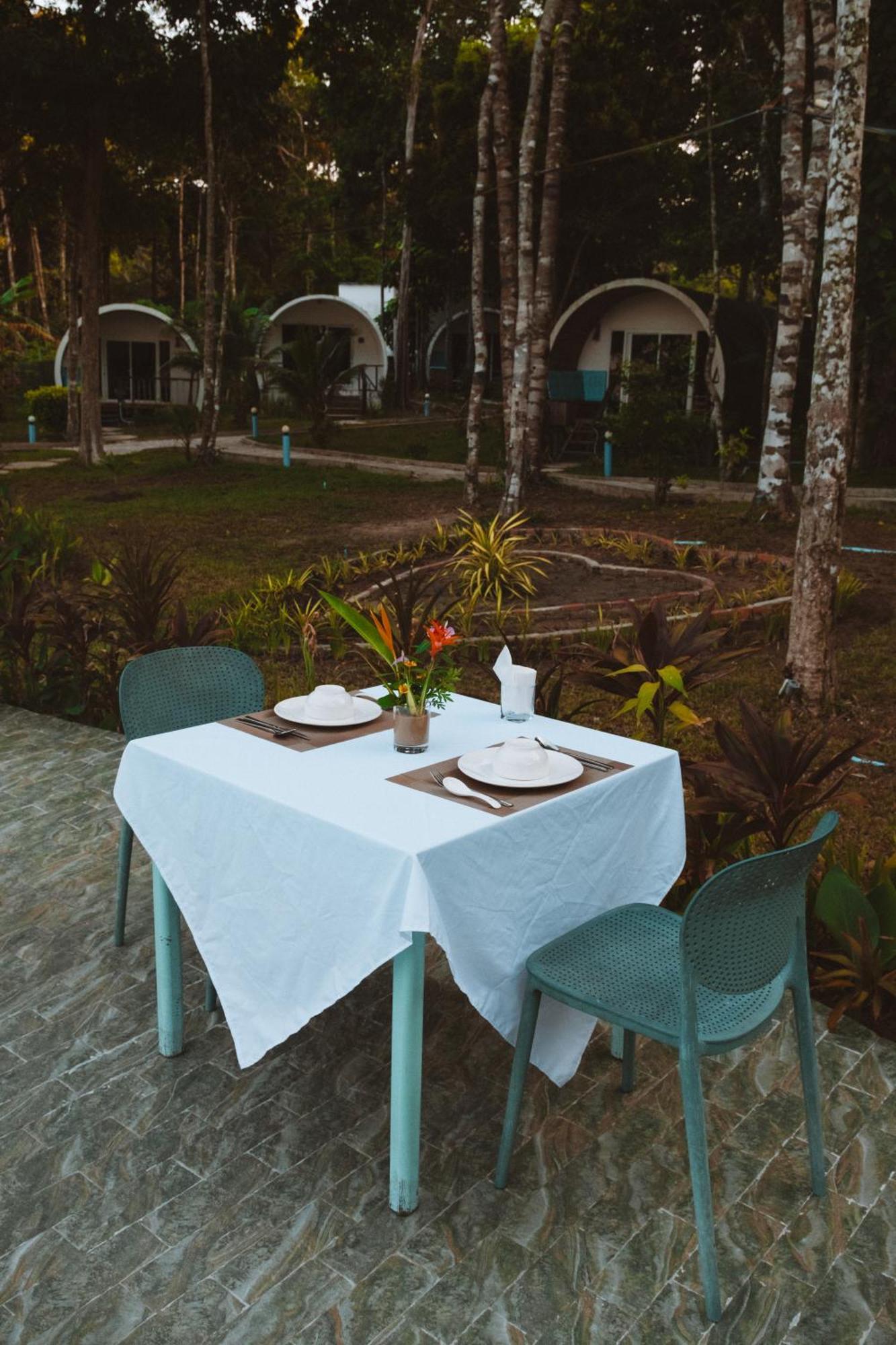 ทิวบ์ รีสอร์ต Hotel เกาะรงสำลน ภายนอก รูปภาพ