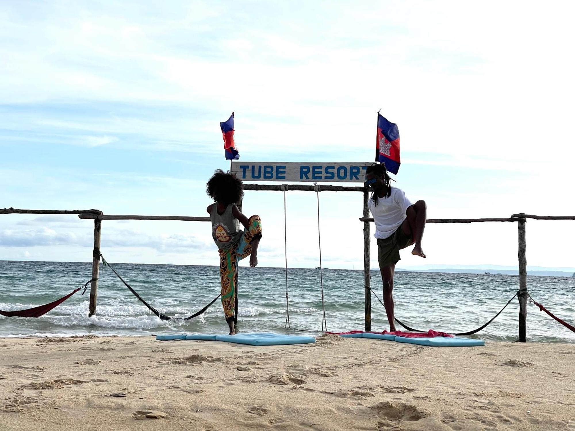 ทิวบ์ รีสอร์ต Hotel เกาะรงสำลน ภายนอก รูปภาพ